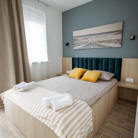 Cozy Studio Apartment In Osijek - Self Check In מראה חיצוני תמונה