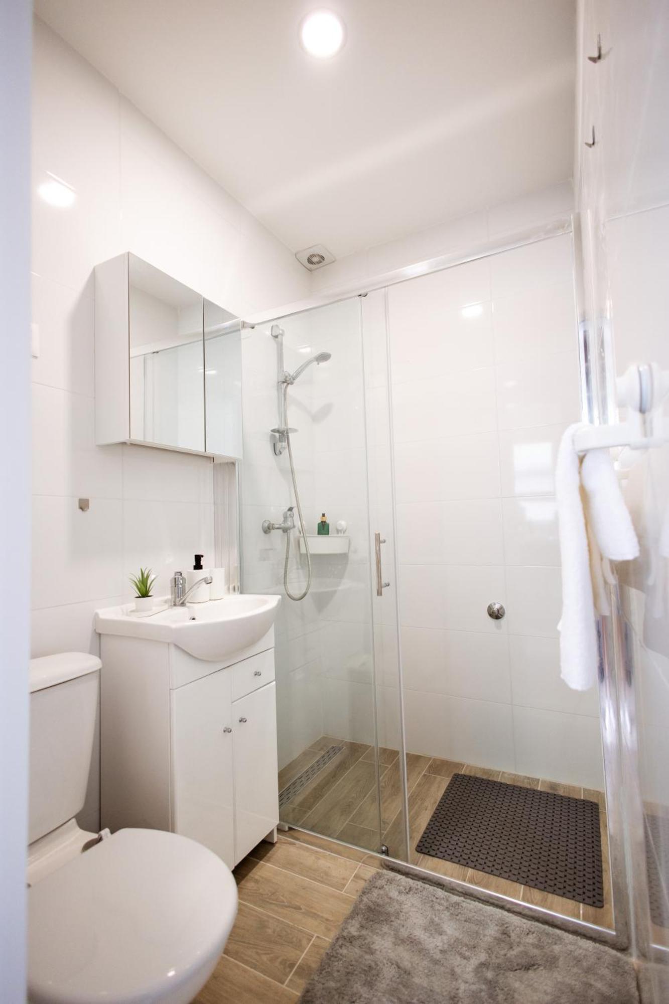 Cozy Studio Apartment In Osijek - Self Check In מראה חיצוני תמונה