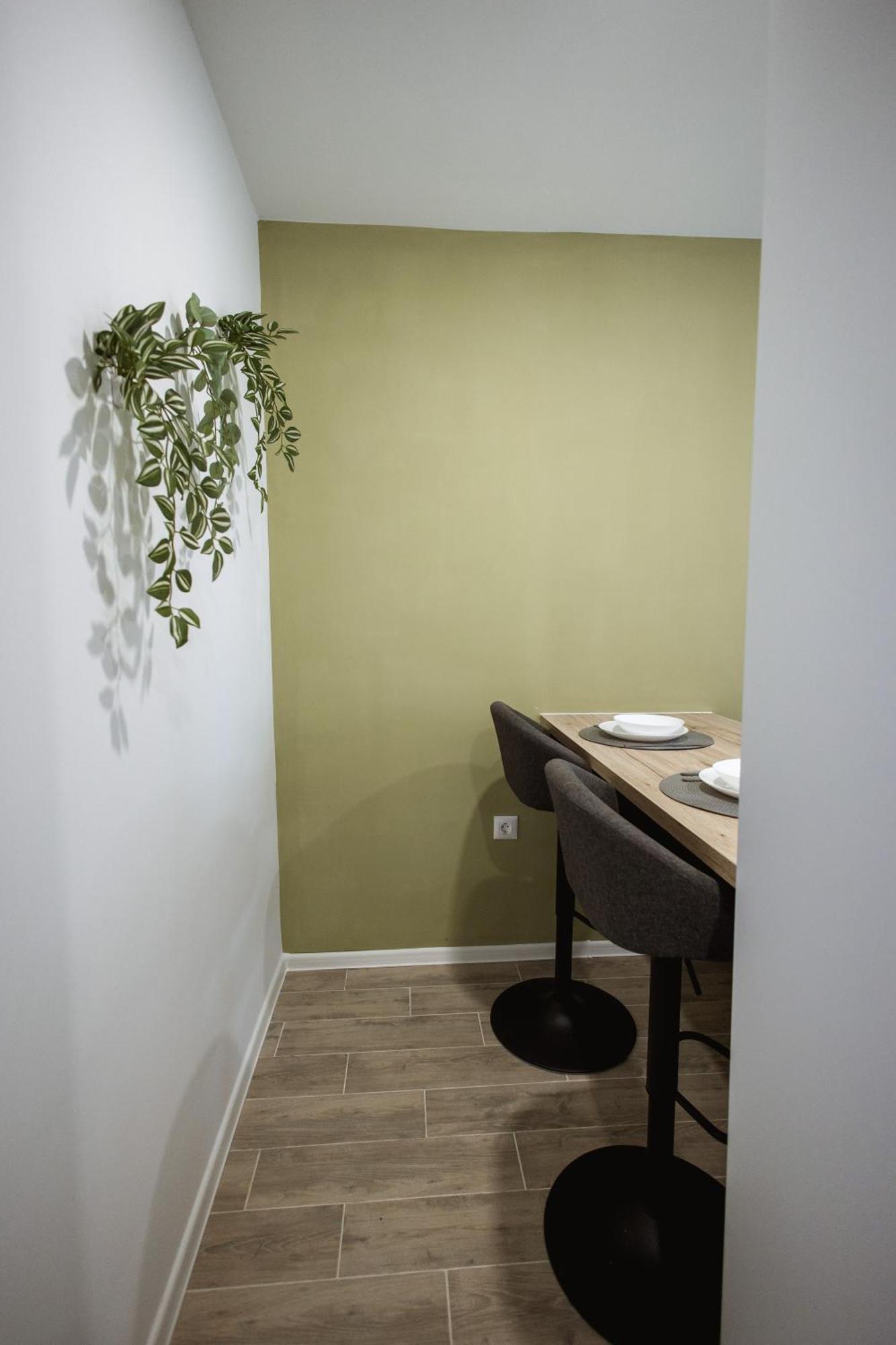 Cozy Studio Apartment In Osijek - Self Check In מראה חיצוני תמונה